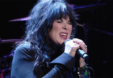 El clásico de blue Station, Heart, Royal Philharmonic Orchestra – What About Love (Live At The Royal Albert Hall)